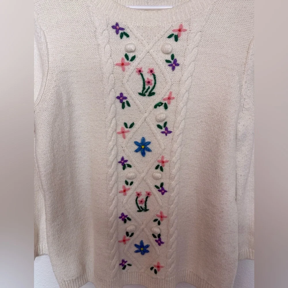 Talbots embroidered flower sweater - M petite